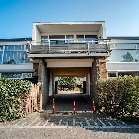 De Schelp 61, Free Parking *